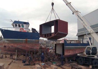 14.00m Workboat Photo Lengthening 