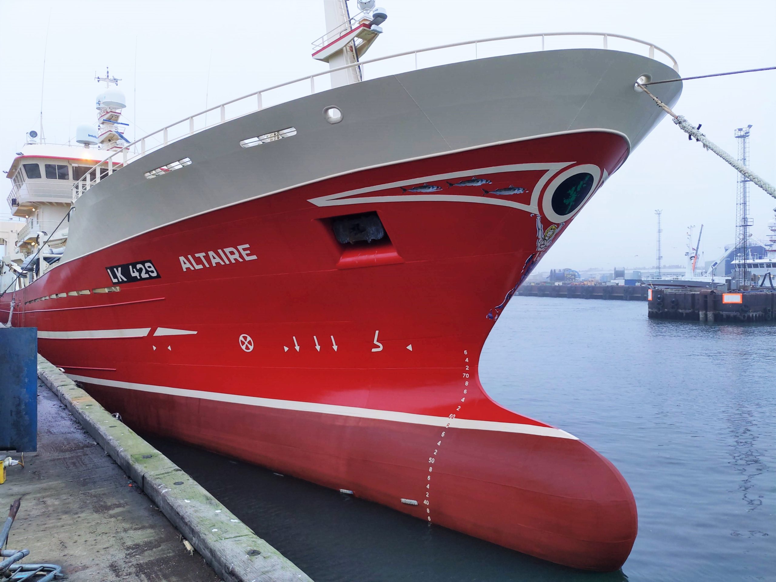 Starboard side of 33m fishing trawler